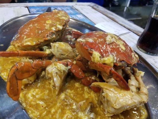 Dewi Sri Food Center